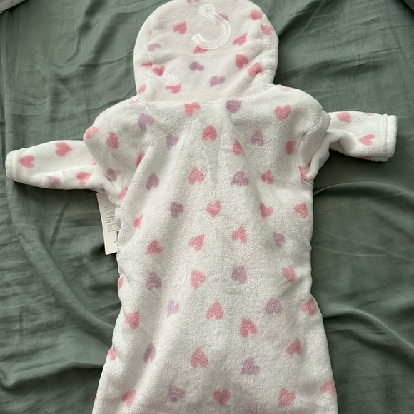 Modern Baby Pink and Purple Heart Robe - Picture 2 of 6